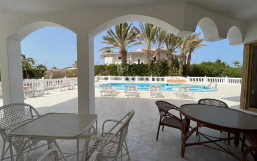 Royal Standalone Villa for Sale in Hurghada with Private Beach and Private pool